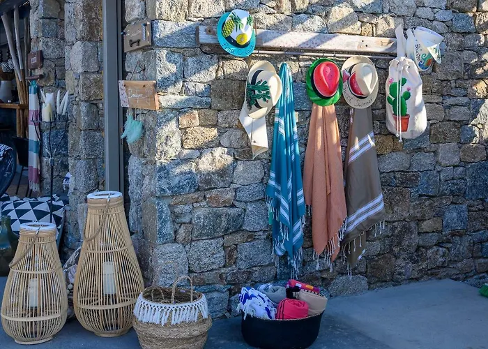 White And Grey Διαμέρισμα