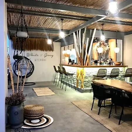 Апартаменты White And Grey *