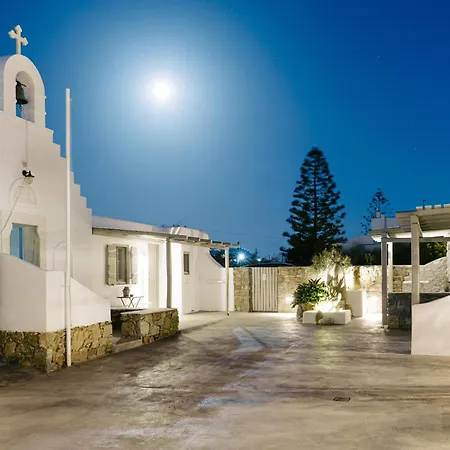 White And Grey شقة