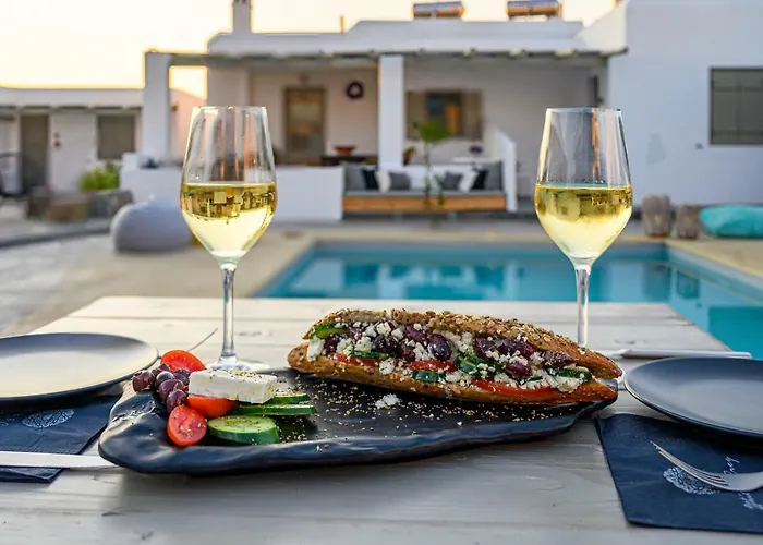 White And Grey Apartament *