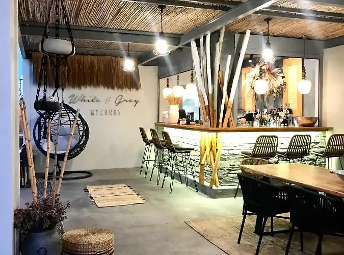 Appartement White And Grey *