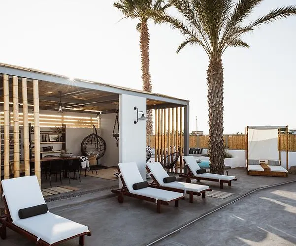 White And Grey Appartement Mykonos Town